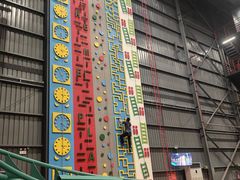 -极限PLAY运动娱乐新世界·团建派对表演休闲馆·室内高空游乐园
