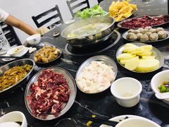 -牛一煲美食(江高店)