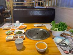 -唯成•韩国炭火烤肉 유성고기