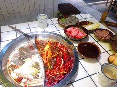 -巴隆门重庆老火锅(太湖路店)