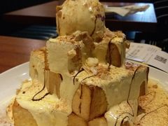 焦糖坚果吐司金字塔-卡朋厨房(289艺术园区店)