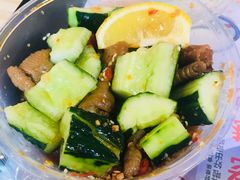 酸辣鸡爪-东记甜品(佛山总店)