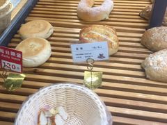 -焙丽拾光(麦凯乐直营店)