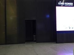 -王权免税店(普吉市区店)
