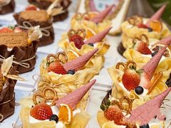 动物奶油水果福袋蛋糕-艾加柒克蛋糕茶歇甜品台(春熙路店)