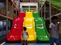 -超人空间竞技场·轰趴团建蹦床主题公园