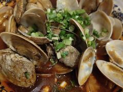 花甲-爆炸头阿姨小四川正宗川味小吃(无任何分店)