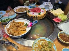 -山河屯铁锅炖·非遗东北菜(南山店)