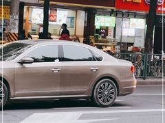 -紫燕百味鸡(灵岩南路店)