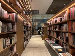 -茑屋书店(天目里店)