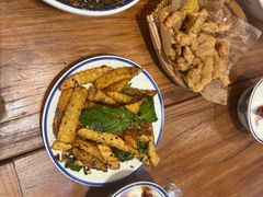 -云阿蛮云南生烫牛肉米线(奉贤路店)