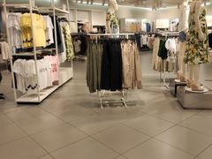 -H&M(华润万象城店)
