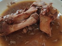 -巷子深菜馆·津门肘子(滨海店)