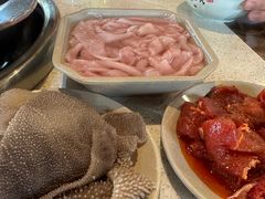 -九尺赵老四鲜鹅肠火锅