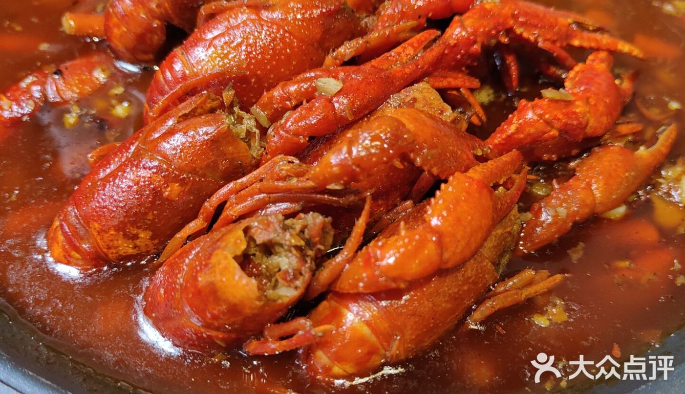 超级容易嗦手指的小龙虾