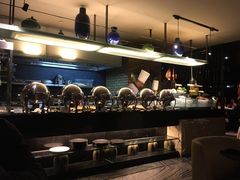 自助取餐区-唐拉雅秀酒店-西锦汇空中BBQ·思创餐厅