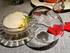 柑橘奶油酸乳酪冻配柠檬泡沫-弦月窗LUNETTE BY AMANDA(复兴路店)