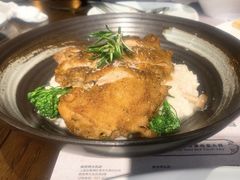 -斯比特花园西餐厅(东方商厦店)