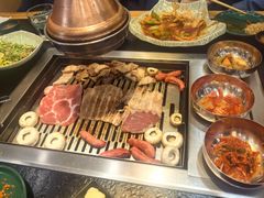-臻牛烤肉