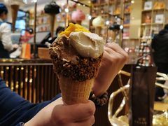 -VENCHI 闻绮(上海佛罗伦萨小镇店)