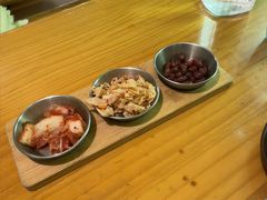 -恩你小木屋·韩式料理(假日广场店)