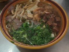 -花溪牛肉粉(八鸽岩店)