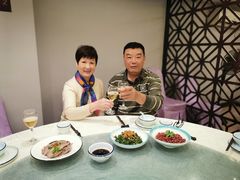 -侬佳蒸菜馆(听潮店)