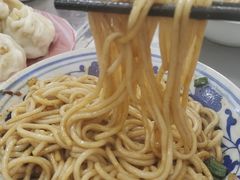 -高师傅特色米粉汤包(建设路店)