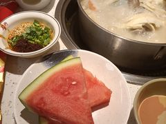 -三人行骨头王火锅(长寿店)