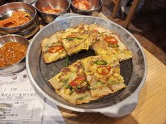 海鲜葱饼-姜虎东白丁烤肉(虹桥天地店)