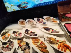 -雍容荟帝王蟹活龙虾展台自助(IFS黑金店)