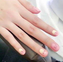-笑美甲美睫工作室