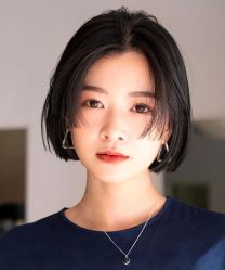-UN·SAKA 右嗯造型
