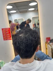 -乾健·烫染·接发SALON