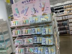 -名创优品(万达广场河东店)