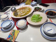 -禄鼎记·多口味酸菜鱼(凯德广场店)