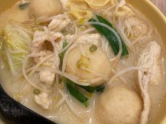 -谭仔米线(皇庭广场店)