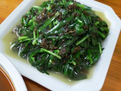 韭菜炒地皮菜-山里人家土菜馆(茅山店)