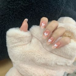 -吉吉靓甲美睫