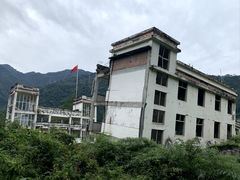 -四川汶川特大地震漩口中学遗址