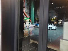 -极限PLAY运动娱乐新世界·团建派对表演休闲馆·室内高空游乐园