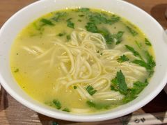 -穿越时尚餐厅(英武中路店)