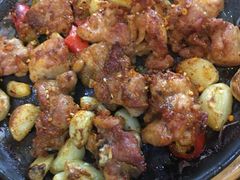 -老东镇啤酒屋海鲜加工·蒸汽海鲜·海鲜烧烤(台东店)