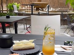 -潮一不贰·法式甜品·生日蛋糕·西式简餐(外滩店)