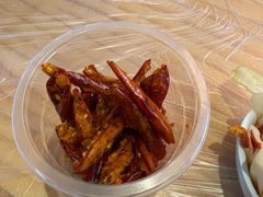 -小椒羊.羊肉粉 龙虾 羊肉串(新地旗舰店)