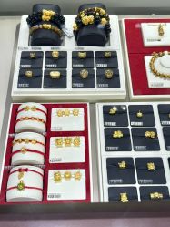 -周大福CHOW TAI FOOK(浦东八佰伴店)