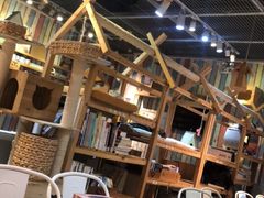 大堂-小时光咖啡馆(开森度假森林店)