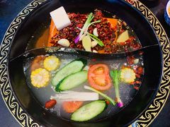 -重庆三峡火锅城(梅林店)