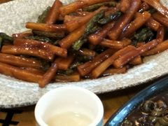 -鲁小三·大骨自助(金山总店)