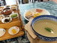 -桥香园过桥米线(国贸店)